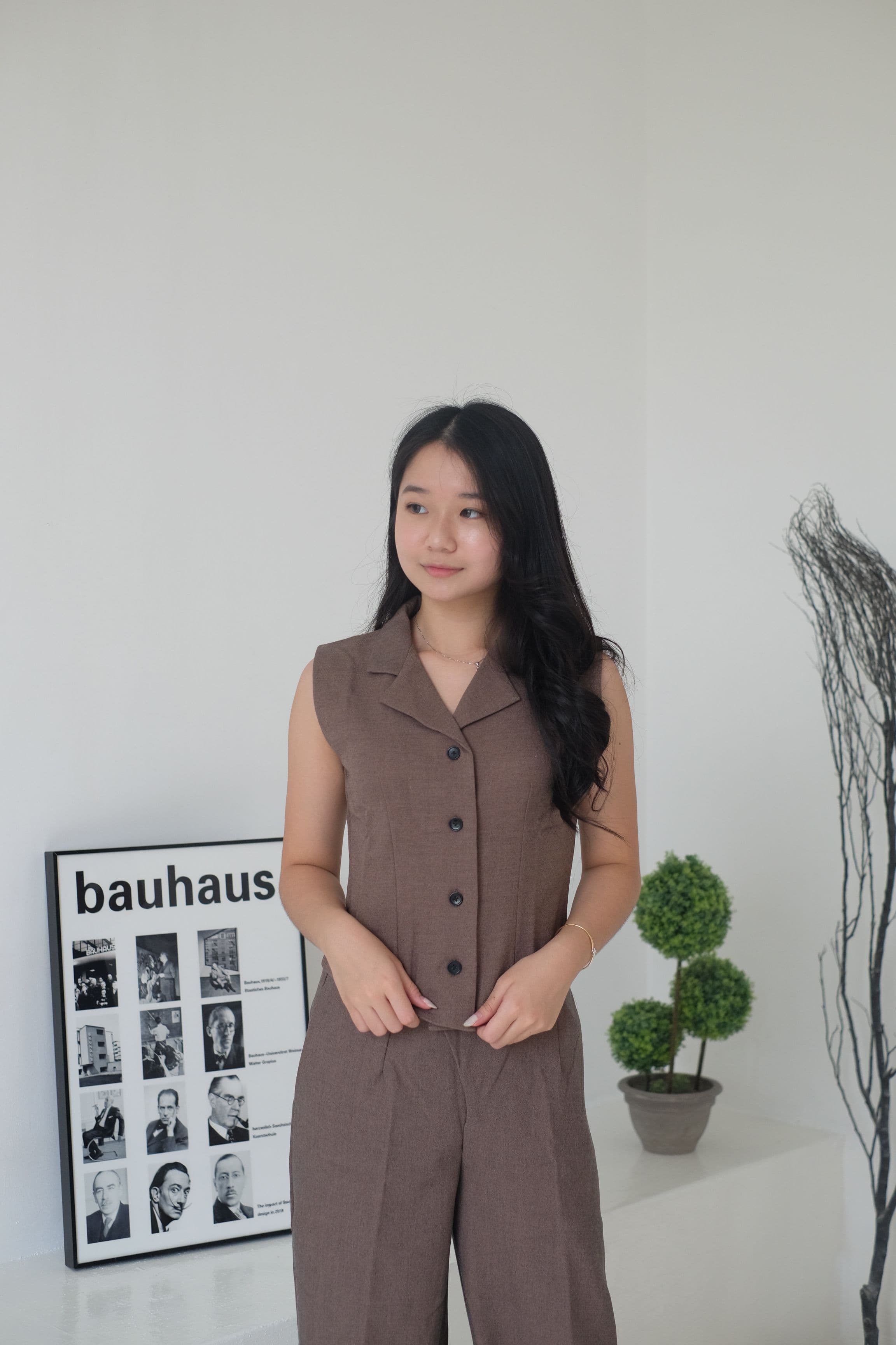 vivian-vest