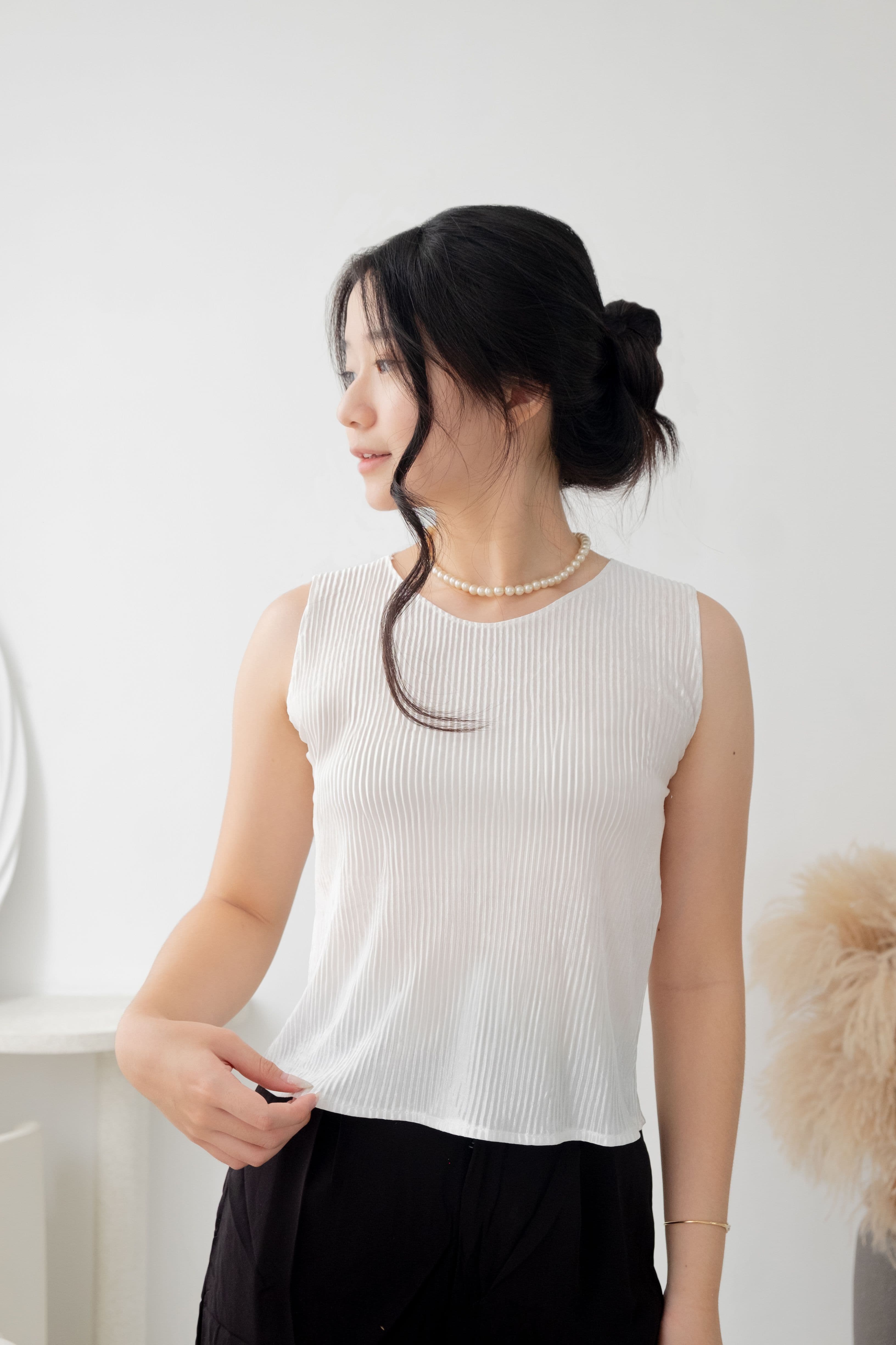 short-serene-top